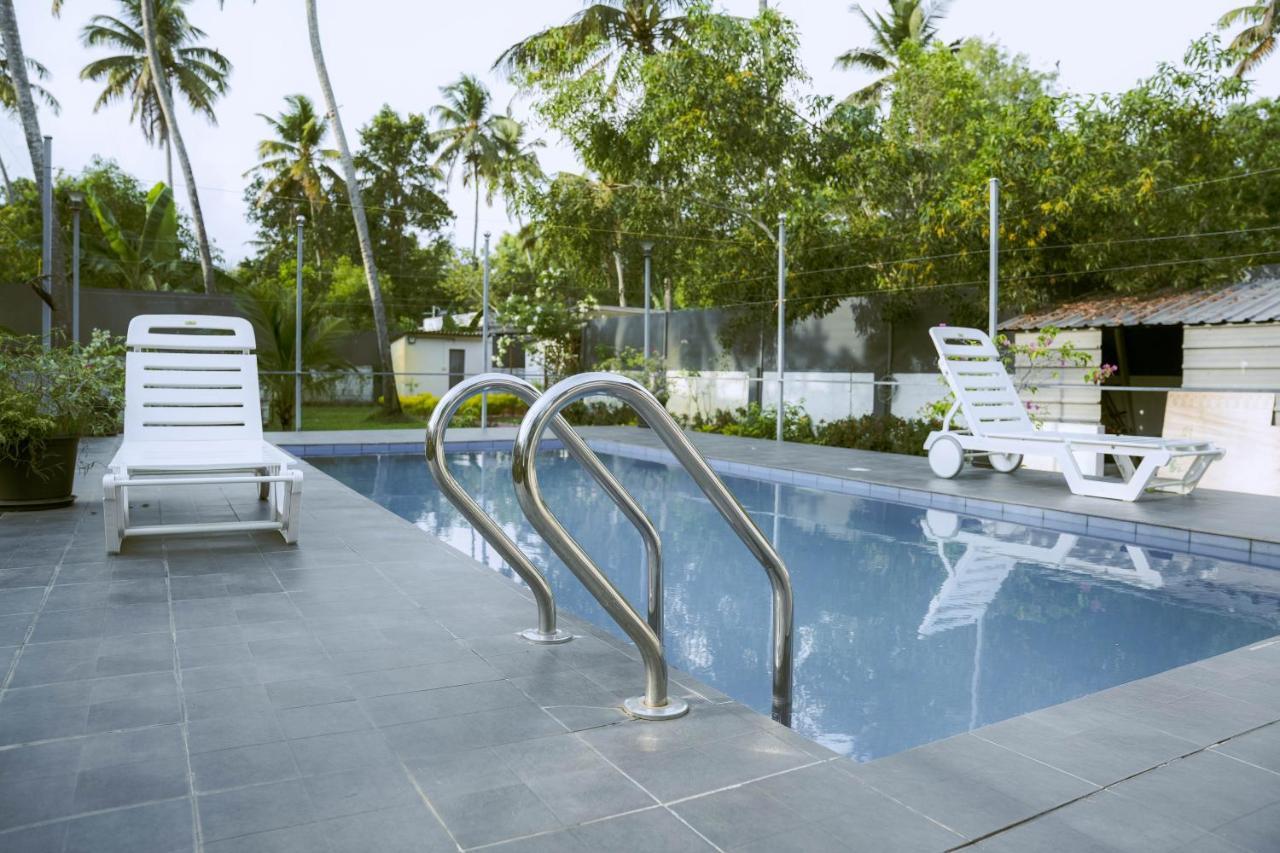 Waves And Shores Beach Villa Mararikulam Eksteriør bilde