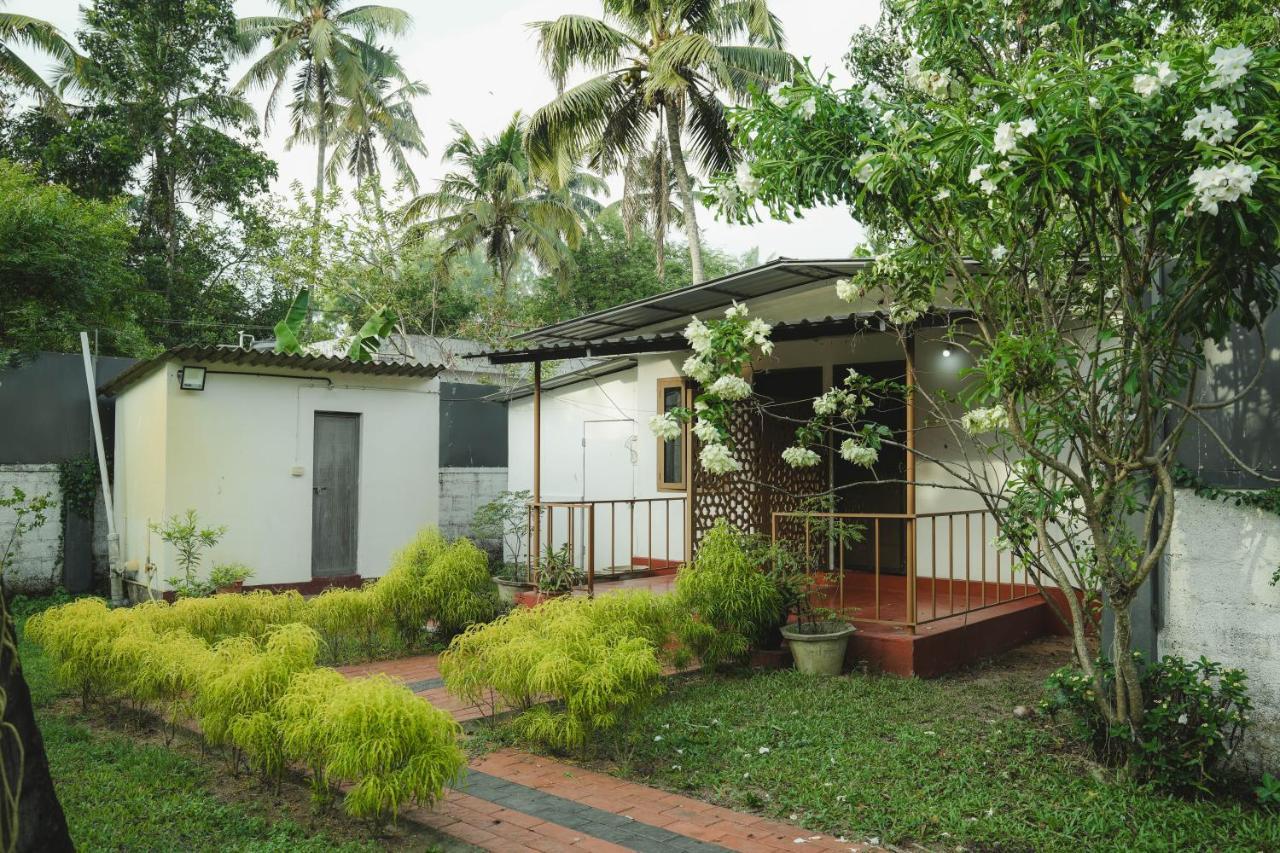 Waves And Shores Beach Villa Mararikulam Eksteriør bilde