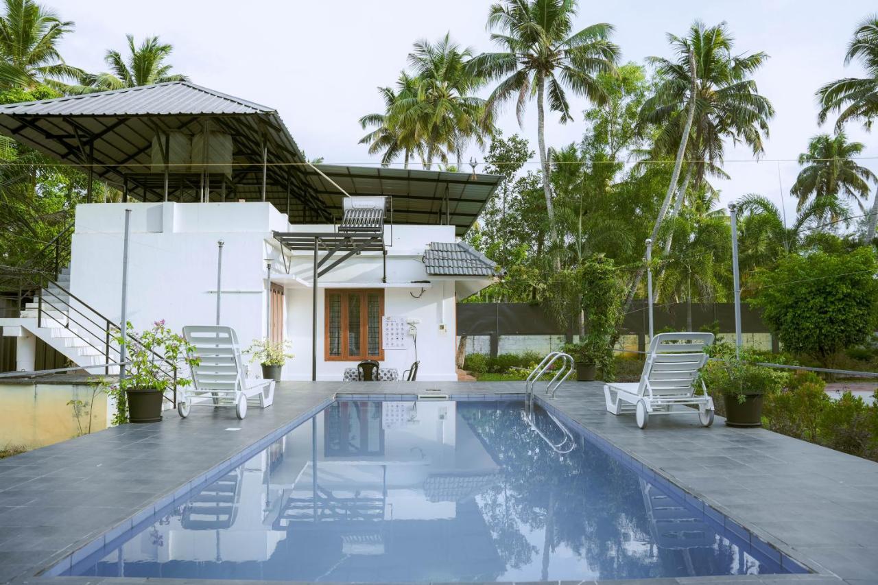 Waves And Shores Beach Villa Mararikulam Eksteriør bilde